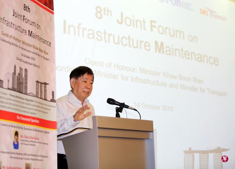 基础建设统筹部长兼交通部长许文远强调,要让地铁服务可靠,就需要确保本地团队具备良好的运营和维修能力。(庄耿闻摄) 基础建设统筹部长兼交通部长许文远强调,要让地铁服务可靠,就需要确保本地团队具备良好的运营和维修能力。(庄耿闻摄)