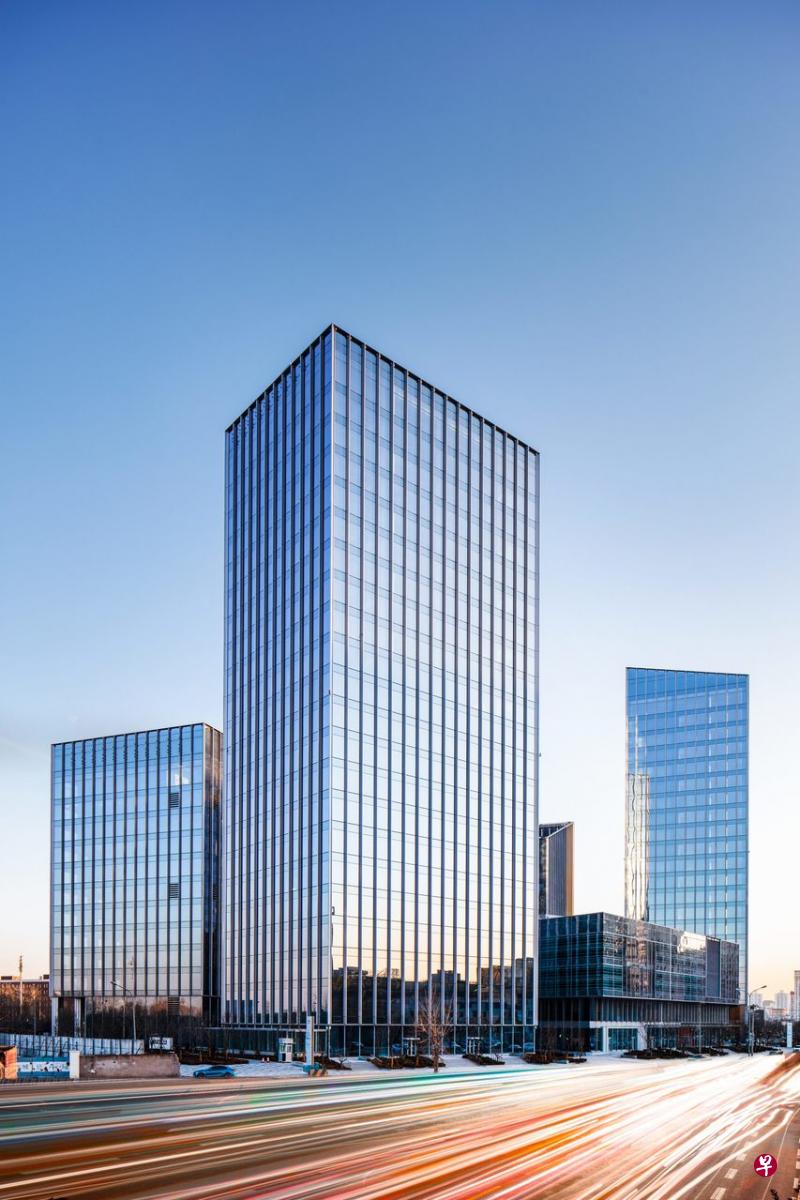 去年3月竣工的融新科技中心,净可出租面积约141万平方英尺,当前租用率为70%。(吉宝企业提供) 去年3月竣工的融新科技中心,净可出租面积约141万平方英尺,当前租用率为70%。(吉宝企业提供)