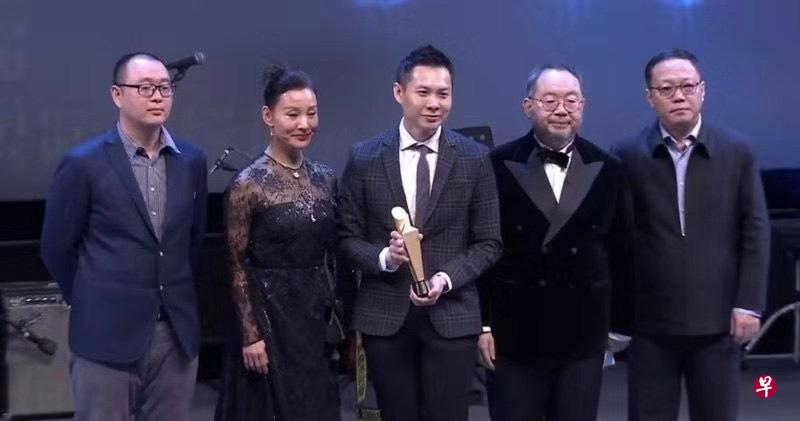 陈哲艺(中)出席平遥国际电影节颁奖典礼。(黄文鸿提供) 陈哲艺(中)出席平遥国际电影节颁奖典礼。(黄文鸿提供)