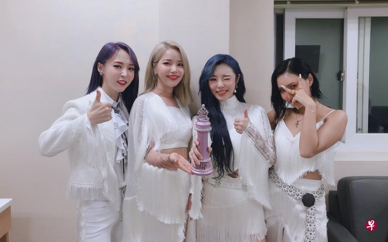 获得最终冠军的MAMAMOO将获得在Mnet举行Comeback Show的机会。(图/MAMAMOO TW) 获得最终冠军的MAMAMOO将获得在Mnet举行Comeback Show的机会。(图/MAMAMOO TW)
