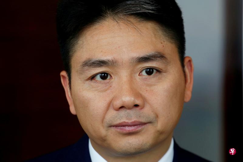 中国官媒公布，京东首席执行官刘强东因个人原因请辞中国全国政协委员。（路透社资料图）