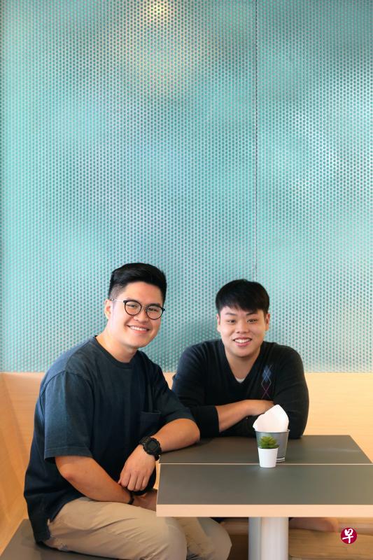 以网络烘焙店起家的田伟明(左)和唐文俊,在美食企业家竞赛中脱颖而出。 以网络烘焙店起家的田伟明(左)和唐文俊,在美食企业家竞赛中脱颖而出。