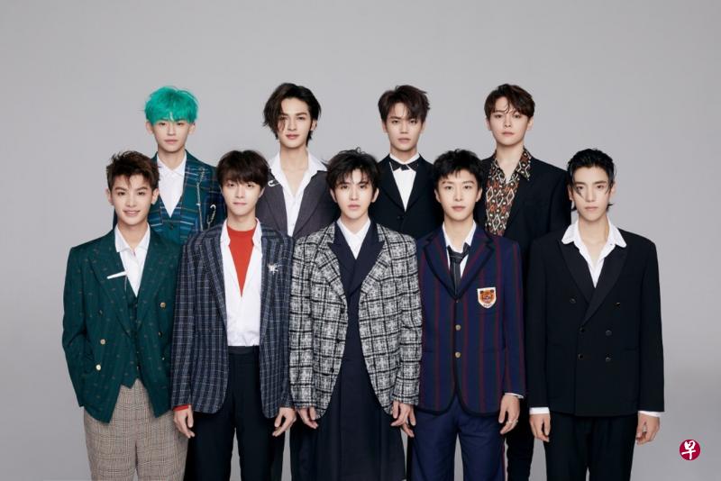 黄明昊（前排左起）、陈立农、蔡徐坤、范丞丞、王子异、王琳凯、朱正廷、林彦俊、尤长靖（后排左起）分道扬镳后，谁会继续走红？（微博） 