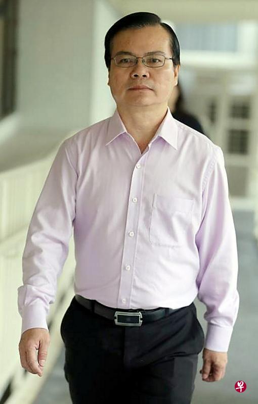 受贿的宏茂桥市镇理事会前总经理黄志明被判坐牢27个月,外加须缴付2万3398元9分罚金。(档案照片) 受贿的宏茂桥市镇理事会前总经理黄志明被判坐牢27个月,外加须缴付2万3398元9分罚金。(档案照片)