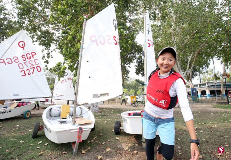 现年15岁的许如意已有七年的帆船经验。(邝启聪摄) 现年15岁的许如意已有七年的帆船经验。(邝启聪摄)