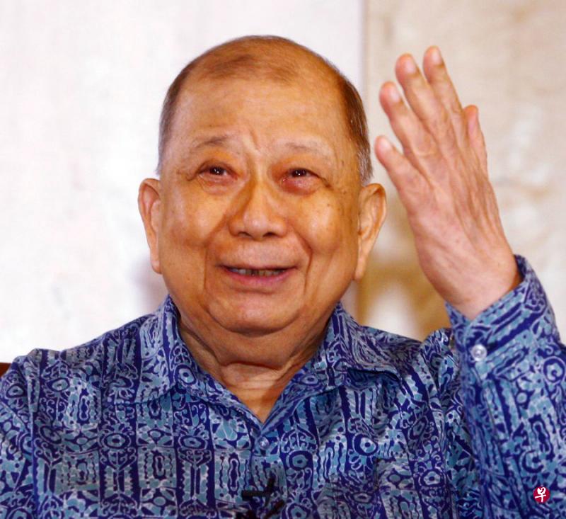 前马共总书记陈平的骨灰已经撒在霹雳的山林与大海,完成他生前渴望“回家”的遗愿。(东方日报) 前马共总书记陈平的骨灰已经撒在霹雳的山林与大海,完成他生前渴望“回家”的遗愿。(东方日报)