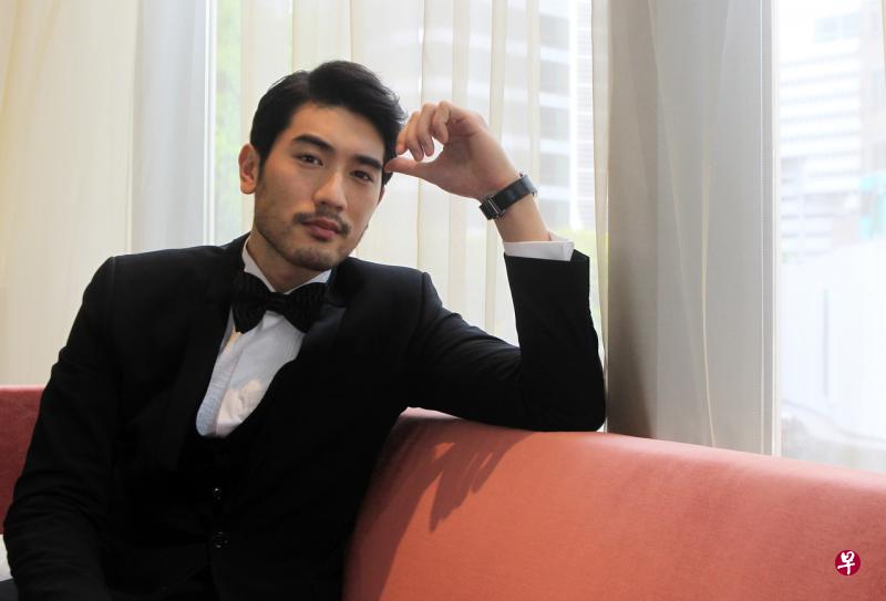 高以翔被传在录中国综艺节目《追我吧》时晕倒昏迷,紧急送院。(档案照) 高以翔被传在录中国综艺节目《追我吧》时晕倒昏迷,紧急送院。(档案照)