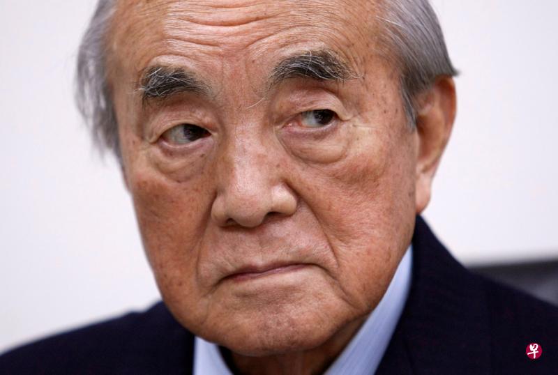 日本前首相中曾根康弘在2018年度过百岁生日,成为先后经历大正、昭和、平成、令和四个时期,日本第二名“百岁首相”。(路透社)
日本前首相中曾根康弘在2018年度过百岁生日,成为先后经历大正、昭和、平成、令和四个时期,日本第二名“百岁首相”。(路透社)