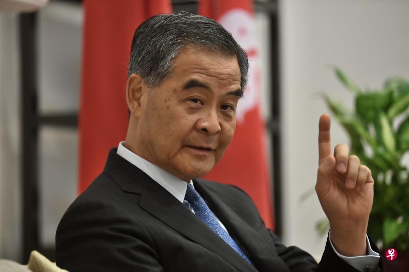 中国政协副主席、前特首梁振英昨天强调,香港特首必须经由中央任命,重申香港只有高度自治权,没有完全自治权。(中新社档案照) 中国政协副主席、前特首梁振英昨天强调,香港特首必须经由中央任命,重申香港只有高度自治权,没有完全自治权。(中新社档案照)