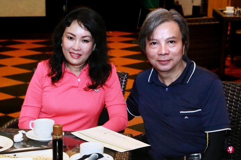 黄炳辉与谭淑玲夫妇。（图／受访者提供）
