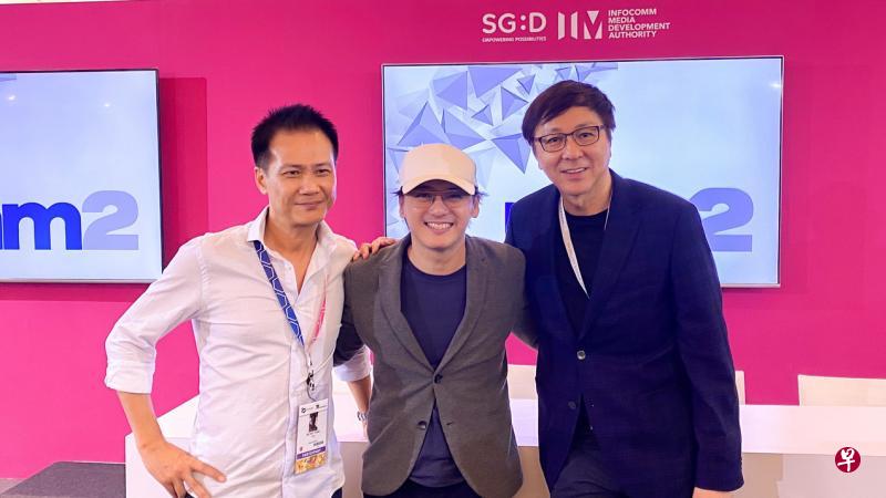 本地导演蔡于位(中)出席mm2娱乐记者会,并与高层黄世勇(左)及章能容合影。(mm2娱乐提供) 本地导演蔡于位(中)出席mm2娱乐记者会,并与高层黄世勇(左)及章能容合影。(mm2娱乐提供)