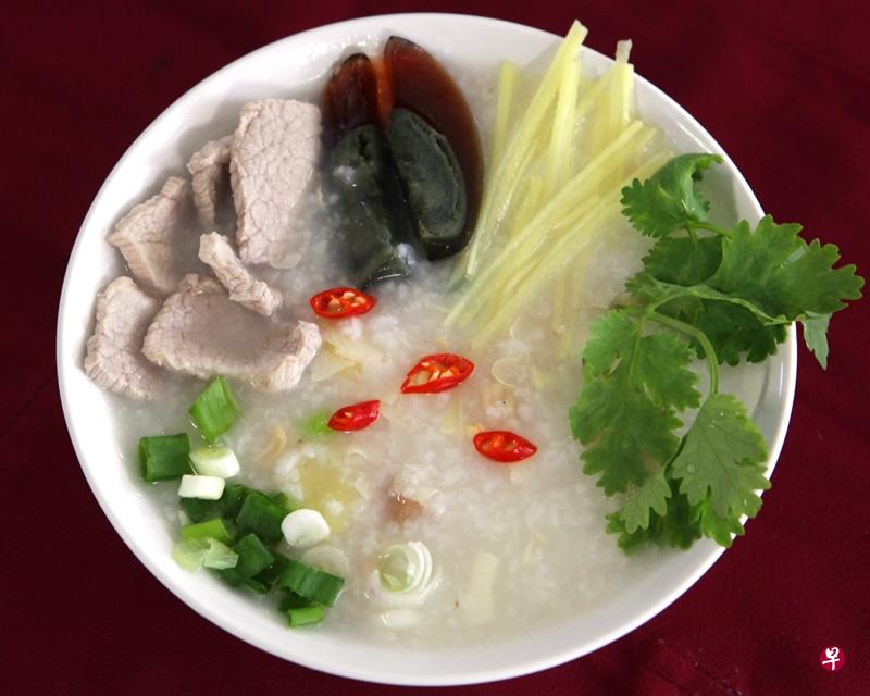 感冒期间吃粥更好?(档案照) 感冒期间吃粥更好?(档案照)