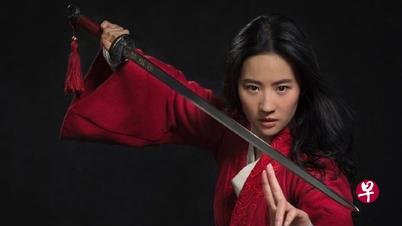 被黑龙江省鹤岗市网警点名的刘亦菲(左)、吴亦凡(中)分别持美国和加拿大护照,而武打巨星李连杰(右)则是新加坡籍。(互联网) 被黑龙江省鹤岗市网警点名的刘亦菲(左)、吴亦凡(中)分别持美国和加拿大护照,而武打巨星李连杰(右)则是新加坡籍。(互联网)