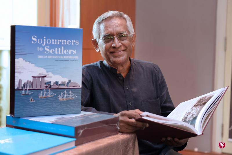 《从旅居者到定居者——东南亚和新加坡的淡米尔人》的主编亚伦·玛赫赞认为,这本书能够为读者追述客观的淡米尔史。(林新泰摄) 《从旅居者到定居者——东南亚和新加坡的淡米尔人》的主编亚伦·玛赫赞认为,这本书能够为读者追述客观的淡米尔史。(林新泰摄)