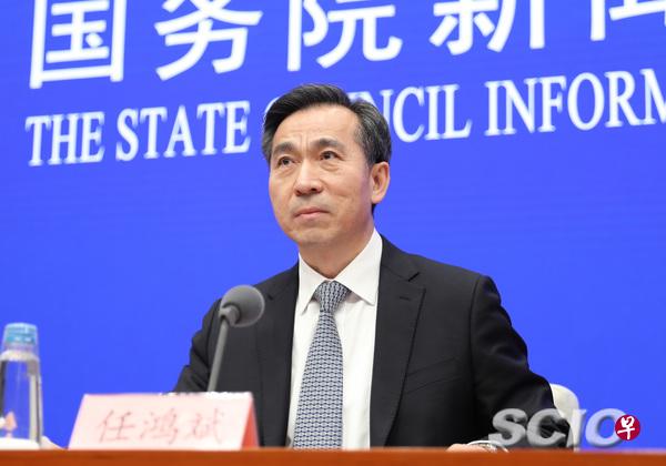 中国商务部部长助理任鸿斌在国新办发布会上回答记者提问。(中国国新办官网) 中国商务部部长助理任鸿斌在国新办发布会上回答记者提问。(中国国新办官网)