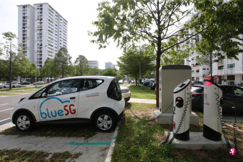 全国目前共有239个BlueSG充电点开放给所有电动车用户使用,图为位于勿洛南三道新增设的充电站。(档案照片) 全国目前共有239个BlueSG充电点开放给所有电动车用户使用,图为位于勿洛南三道新增设的充电站。(档案照片)