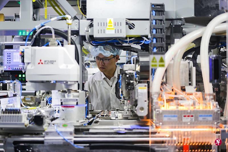 本次会议延续上周中共政治局会议的基调,判断中国经济稳中向好、长期向好的基本趋势没有改变。(中新社档案照) 本次会议延续上周中共政治局会议的基调,判断中国经济稳中向好、长期向好的基本趋势没有改变。(中新社档案照)