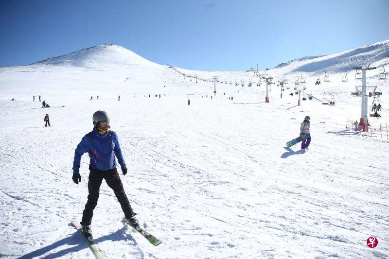 奥地利和瑞士的滑雪胜地今天共发生四场雪崩。(路透社) 奥地利和瑞士的滑雪胜地今天共发生四场雪崩。(路透社)