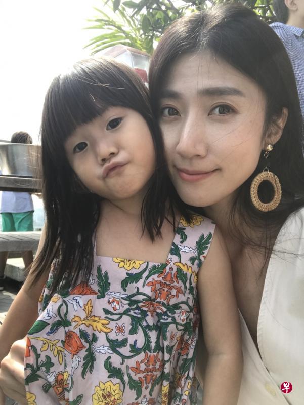 妹妹在家常常语出惊人。（庞蕾馨摄）