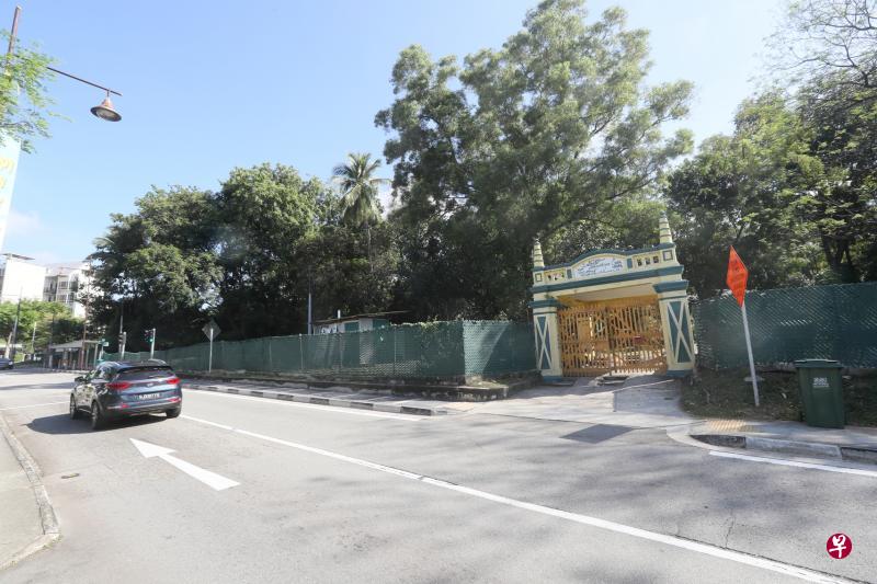 实乞纳路的“库布尔卡辛”回教坟地，占地两万平方米，被起诉人福齐雅赫称属于她祖先之地。（吴伟国摄）