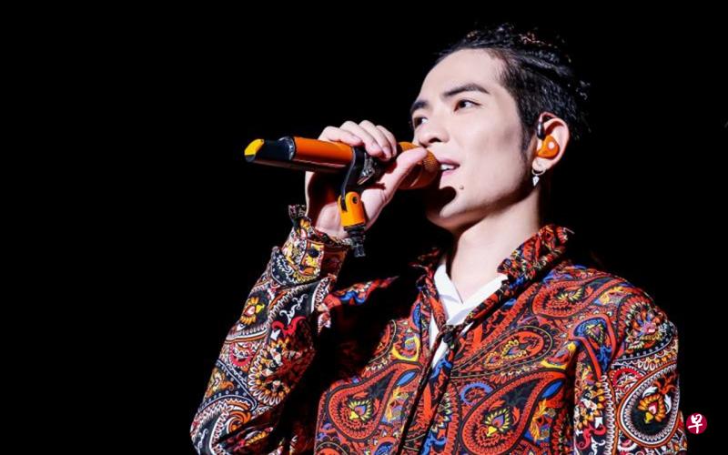 萧敬腾将于4月18日在狮城开演唱会。 萧敬腾将于4月18日在狮城开演唱会。