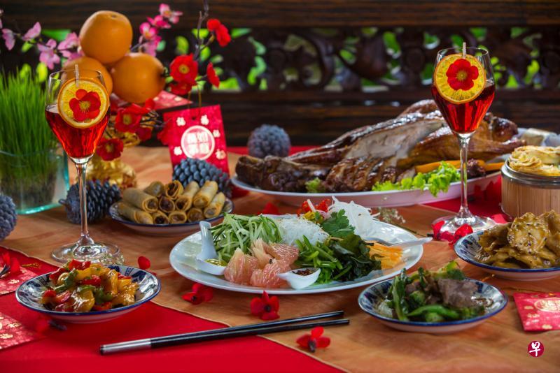 佳节期间,难免会大吃大喝,饮酒欢庆。对于患有三高的病人,更应该注意饮食。(iStock图片) 佳节期间,难免会大吃大喝,饮酒欢庆。对于患有三高的病人,更应该注意饮食。(iStock图片)