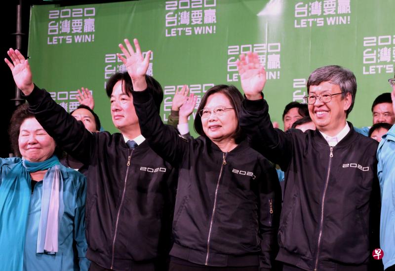 作者认为,在台湾民意支持弱化的背景下,“一国两制”实现两岸和平统一的政治理想,越来越成为虚幻的梦境。(中新社) 作者认为,在台湾民意支持弱化的背景下,“一国两制”实现两岸和平统一的政治理想,越来越成为虚幻的梦境。(中新社)