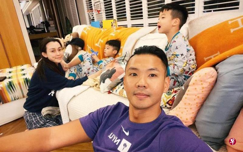 黑人宣布全面停工,陪伴范玮琪与家人渡过口罩风波难关。(互联网) 黑人宣布全面停工,陪伴范玮琪与家人渡过口罩风波难关。(互联网)