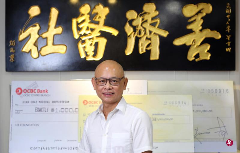 卓顺发2008年卖掉自己创办的上市公司罗敏娜控股,全职不领薪投入慈善工作12年。(档案照) 卓顺发2008年卖掉自己创办的上市公司罗敏娜控股,全职不领薪投入慈善工作12年。(档案照)