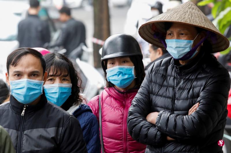 越南两名新确诊病例都是来自北部永富省（Vinh Phuc）的当地人，他们曾与较早前的确诊患者有密切联系。（路透社） 