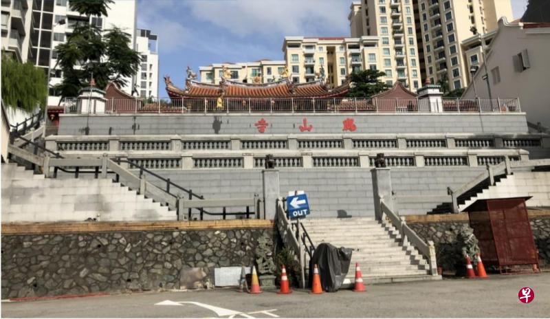 坐落在学院山山坡上的水廊头凤山寺。 坐落在学院山山坡上的水廊头凤山寺。