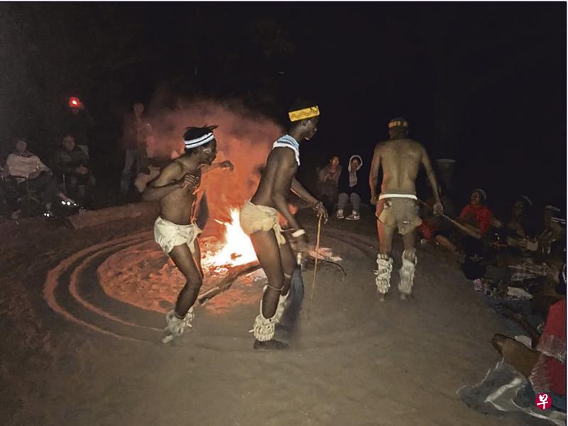 布须曼人的舞蹈。 布须曼人的舞蹈。