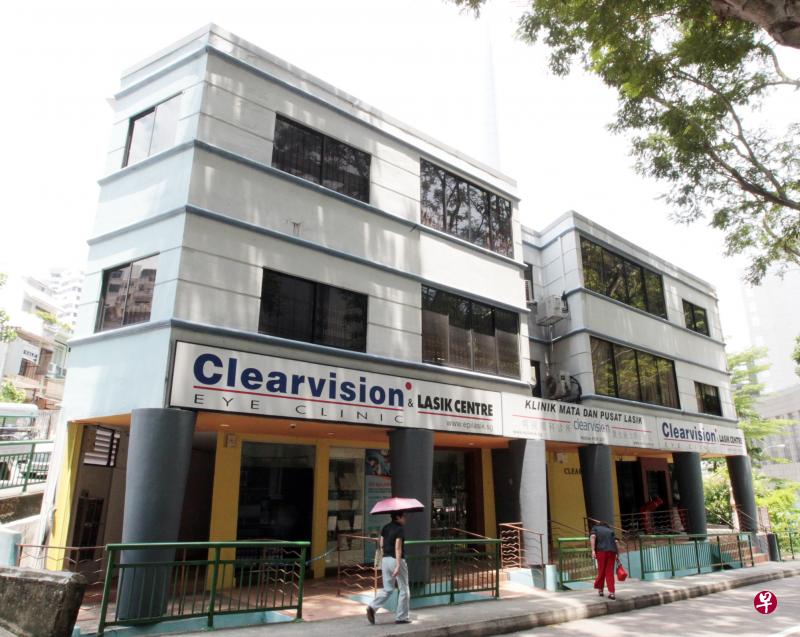 被告案发时在乌节路一带的眼科诊所Clearvision Eye Clinic任职。(档案照) 被告案发时在乌节路一带的眼科诊所Clearvision Eye Clinic任职。(档案照)