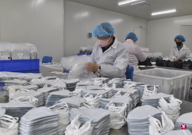 中国是制造业大国,口罩年产量占全球约50%。(新华社) 中国是制造业大国,口罩年产量占全球约50%。(新华社)