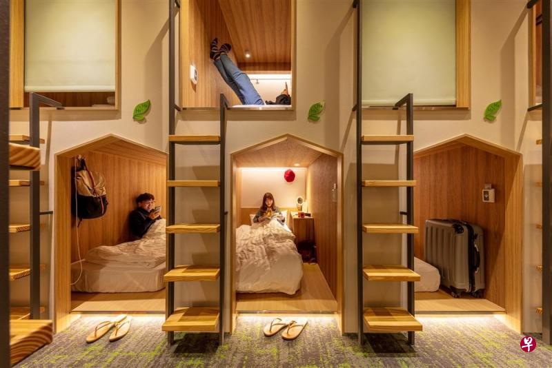 设在台北桃园机场内的胶囊旅馆。(互联网) 设在台北桃园机场内的胶囊旅馆。(互联网)