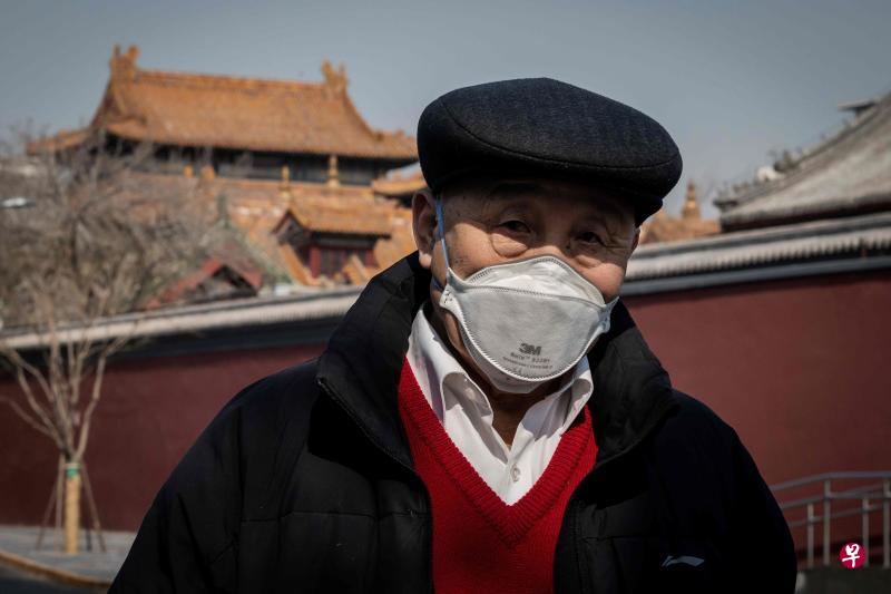 随着2019冠状病毒疾病疫情愈演愈烈,社会心态、舆情、国际关系都因此而变得错综复杂,出现许多后续效应。(法新社) 随着2019冠状病毒疾病疫情愈演愈烈,社会心态、舆情、国际关系都因此而变得错综复杂,出现许多后续效应。(法新社)