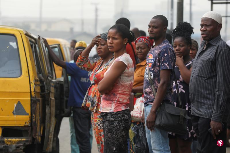 尼日利亚当局表示,拉沙热患者的死亡率为17.6%,低于去年同期的21.1%。目前,拉沙热已经影响尼日利亚至少26个州。(路透社) 尼日利亚当局表示,拉沙热患者的死亡率为17.6%,低于去年同期的21.1%。目前,拉沙热已经影响尼日利亚至少26个州。(路透社)