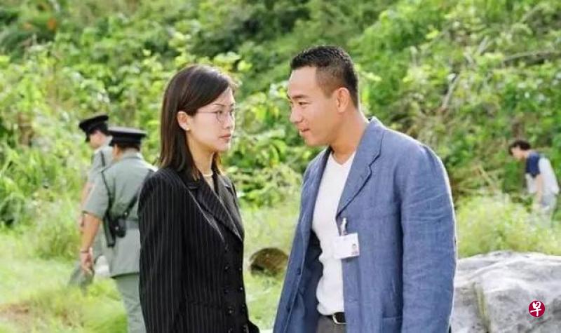 观众说看见陈慧珊饰演的女法医聂宝言出场，就叫人莫名兴奋。（网络）
