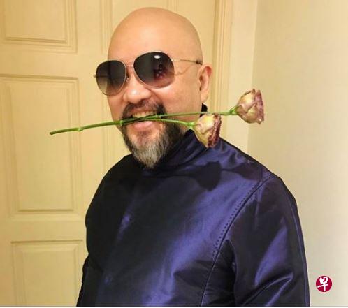 辛龙有深情也有诙谐的一面。(面簿) 辛龙有深情也有诙谐的一面。(面簿)