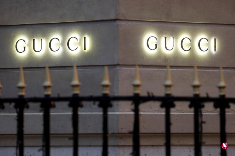 加入抗疫行列,Gucci旗下工厂将开始制造口罩和防护衣。(路透社) 加入抗疫行列,Gucci旗下工厂将开始制造口罩和防护衣。(路透社)