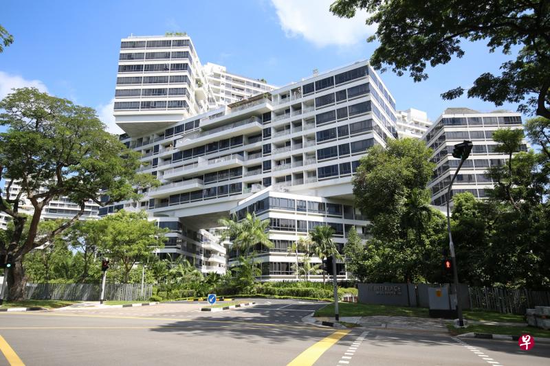 根据翠城新景公寓管理层的通告,这个公寓昨天确证三起冠病病例。(档案照) 根据翠城新景公寓管理层的通告,这个公寓昨天确证三起冠病病例。(档案照)