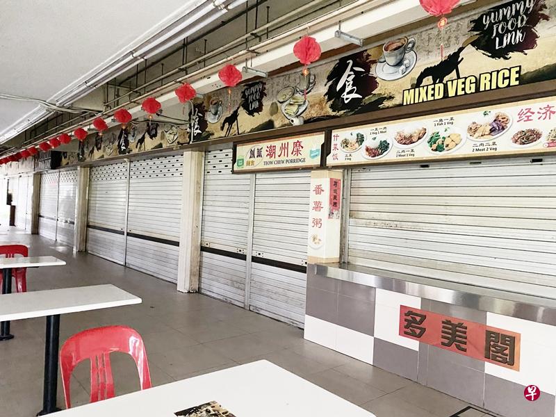 咖啡店位于兀兰大牌111组屋底层。(曾美玲摄) 咖啡店位于兀兰大牌111组屋底层。(曾美玲摄)