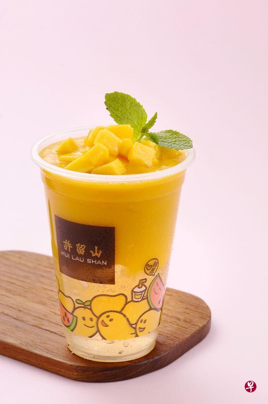 凡消费满$15,即可获赠一杯“芒果亮晶晶”冰沙。(商家提供) 凡消费满$15,即可获赠一杯“芒果亮晶晶”冰沙。(商家提供)