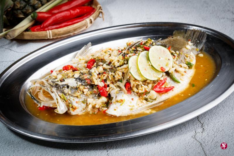 Soi Thai Soi Nice泰式蒸鲈鱼。(商家提供) Soi Thai Soi Nice泰式蒸鲈鱼。(商家提供)