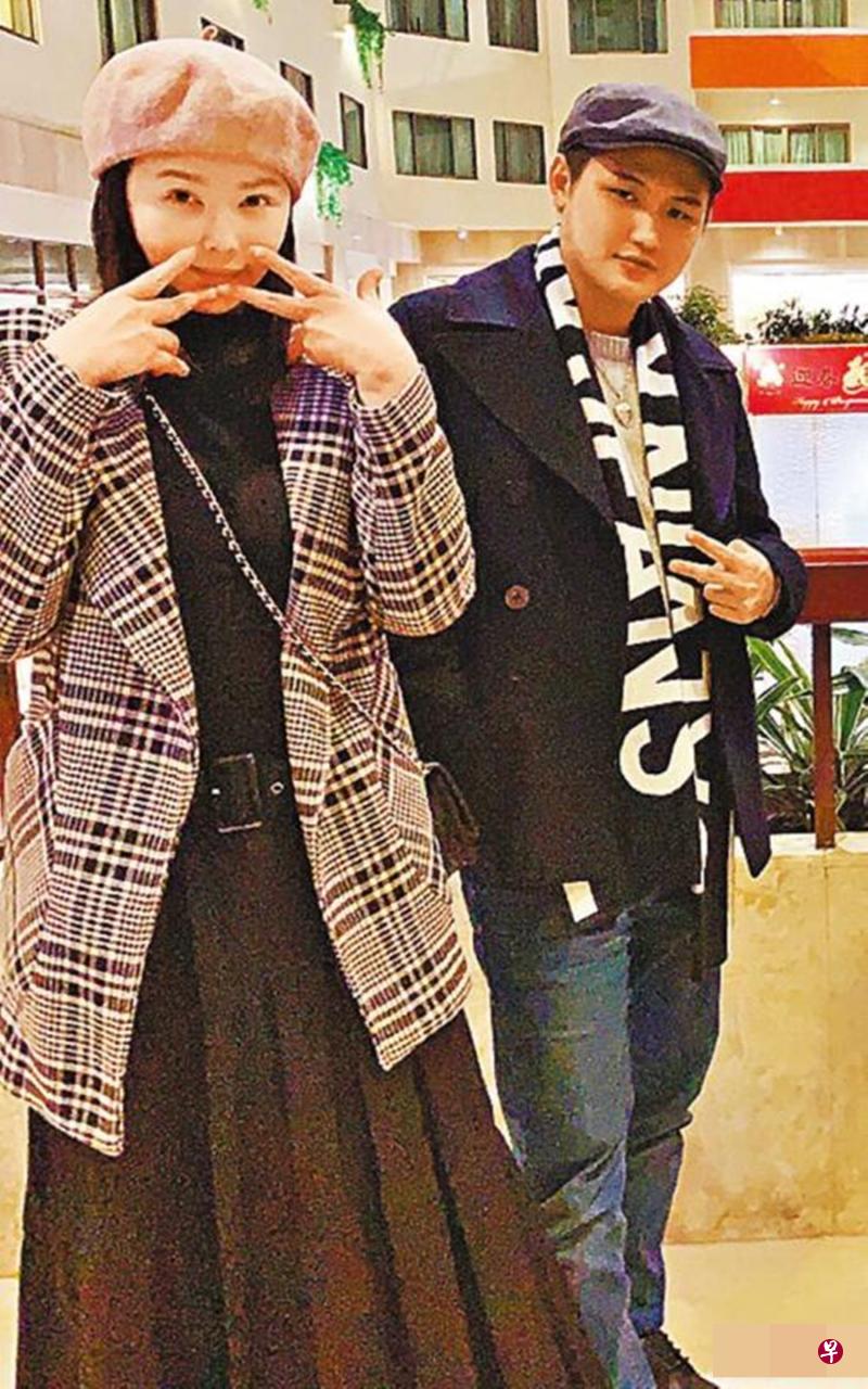 萧淑慎与老公患难见真情。(互联网) 萧淑慎与老公患难见真情。(互联网)