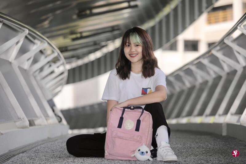罗鑫淼是海峡时报学校零用钱基金的受益人之一。她平时都会省吃俭用,也不介意尽量待在家,少出门减少花费。 罗鑫淼是海峡时报学校零用钱基金的受益人之一。她平时都会省吃俭用,也不介意尽量待在家,少出门减少花费。