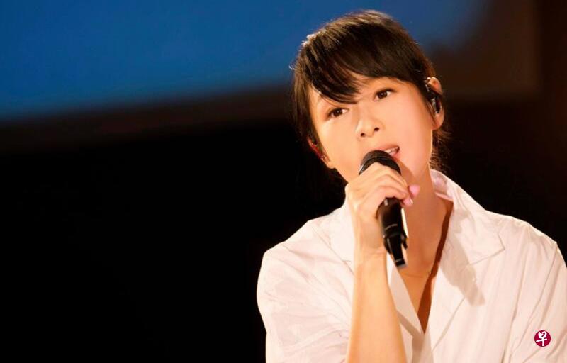 刘若英昨晚开线上演唱会,用音乐送上温暖。(图/相信音乐提供) 刘若英昨晚开线上演唱会,用音乐送上温暖。(图/相信音乐提供)