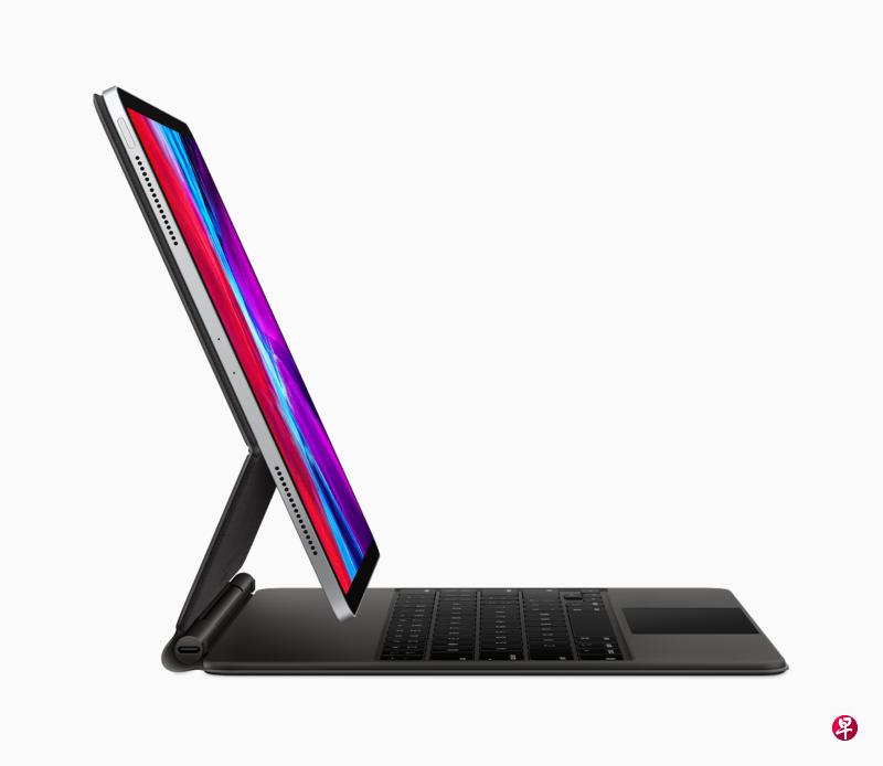 苹果iPad Pro的“妙控键盘”(Magic Keyboard) 苹果iPad Pro的“妙控键盘”(Magic Keyboard)