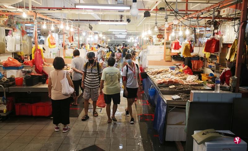 牛车水大厦湿巴刹。(刘启成摄) 牛车水大厦湿巴刹。(刘启成摄)