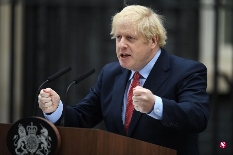 英国首相约翰逊从2019冠状病毒疾病(COVID-19)康复回到唐宁街复工后发表首次讲话。他指英国正在扭转病毒蔓延的趋势,但强调放松封锁政策可能会导致冠病第二次暴发。(法新社) 英国首相约翰逊从2019冠状病毒疾病(COVID-19)康复回到唐宁街复工后发表首次讲话。他指英国正在扭转病毒蔓延的趋势,但强调放松封锁政策可能会导致冠病第二次暴发。(法新社)